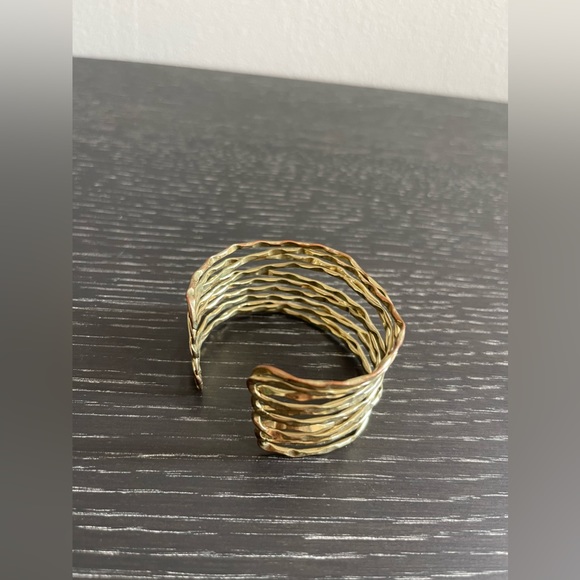 Express bracelet cuff - Picture 6 of 7